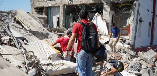 Terremoto di magnitudo 7.4 in Colombia, scossa avvertita in gran parte del Paese: oltre 100 morti. Tra le vittime anche bambini