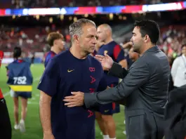 Barcelona, Deco: “A striker? We’re working on it”