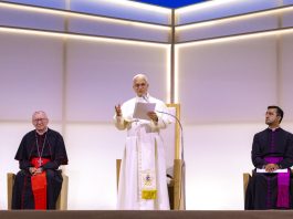Papa Leone al Meeting di Rimini: “Prima dei confini ci sono sempre le persone” / Foto e Video