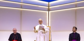Papa Leone al Meeting di Rimini: “Prima dei confini ci sono sempre le persone” / Foto e Video