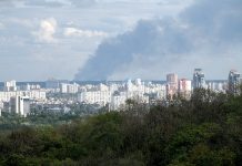 Raid russi nella regione di Kiev, 38 morti e 20 feriti. Zelensky: “Chiediamo risposte giuste ad ogni crimine russo”