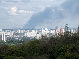 Raid russi nella regione di Kiev, 38 morti e 20 feriti. Zelensky: “Chiediamo risposte giuste ad ogni crimine russo”