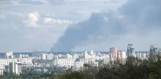Raid russi nella regione di Kiev, 38 morti e 20 feriti. Zelensky: “Chiediamo risposte giuste ad ogni crimine russo”