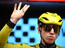 Brennan concede il bis e vince la quinta tappa della Vuelta 2026, Pogacar sempre in rosso