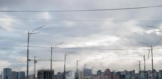 Nuova notte di attacchi russi in Ucraina, esplosioni a Kiev e Odessa