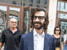 Leonardo Maria Del Vecchio lascia tutti gli incarichi in EssilorLuxottica