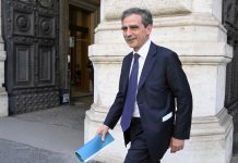 Il CdA di Mps approva il piano Lovaglio da 70 miliardi, Ops su Banco BPM e Banca Generali