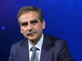 Mps, Sole 24 Ore “Lovaglio studia doppia Ops su Banco Bpm e Banca Generali”