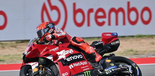 Marc Marquez vince la Sprint Race ad Aragon, Bezzecchi scatterà dalla pole in gara