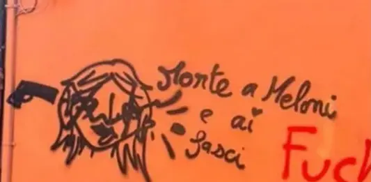 Scritte contro Meloni a Bologna, perquisito un 23enne francese ritenuto uno dei presunti autori