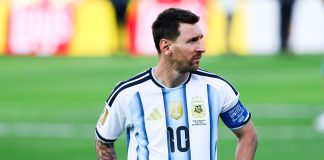 Argentina, Messi si ritira ufficialmente dalla nazionale: “E’ il momento giusto”