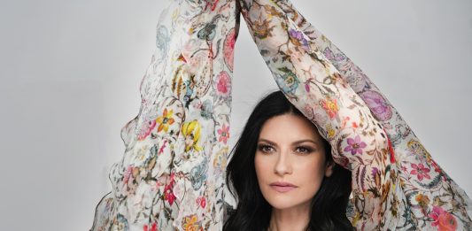E’ uscito “Quando chove”, nuovo singolo di Laura Pausini per il mercato brasiliano e portoghese