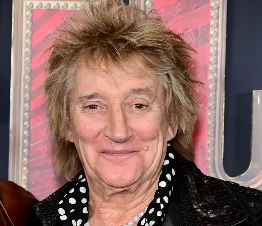 Rod Stewart operato al cuore, stop al tour per un mese