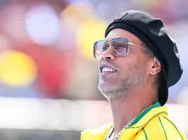 Ronaldinho sbarca a Ravenna “Felice di essere qui, pronto a dare una mano”