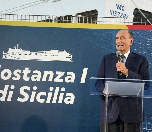 Inaugurato il traghetto Costanza I di Sicilia, Schifani “Rispettati gli impegni” / Video