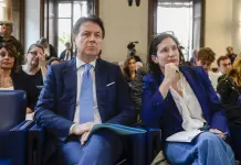 Schlein replica a Conte sul nodo Ucraina: “Non funziona così, prima il programma e poi le primarie”