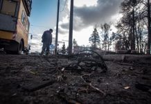 Pioggia di attacchi russi in Ucraina, diversi feriti a Sumy e Odessa