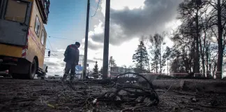 Pioggia di attacchi russi in Ucraina, diversi feriti a Sumy e Odessa. Kiev esclude una pausa nei raid