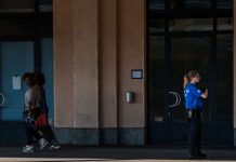 Migranti, la Svizzera riavvia i trasferimenti dei richiedenti asilo verso l’Italia