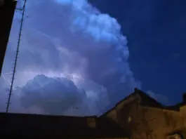Campania, scatta l’allerta gialla per i temporali