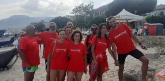 Dalla leucemia alla rinascita, Federico attraversa lo Stretto in 43 minuti