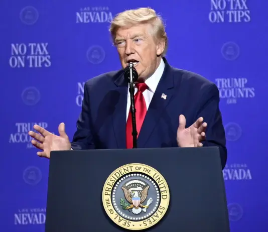 Trump “Con l’Iran siamo vicini a un accordo, il petrolio può crollare”