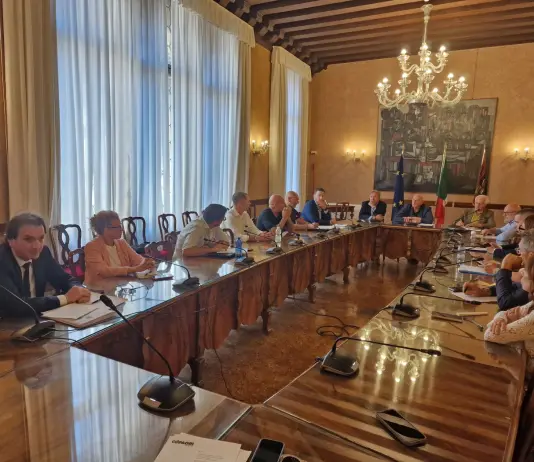 Agroalimentare, Bond e Gerosa: “Regione al lavoro con produttori e GDO, nasce tavolo per valorizzare le eccellenze venete”