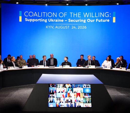 Ucraina, i Volenterosi “Rafforzare le sanzioni contro Mosca”. Da Regno Unito e Francia ok a Kiev per produrre missili Storm Shadow