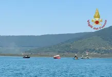 Ritrovato il corpo di Luigi Cavallari, marito della ministra Roccella annegato a giugno nel lago di Vico