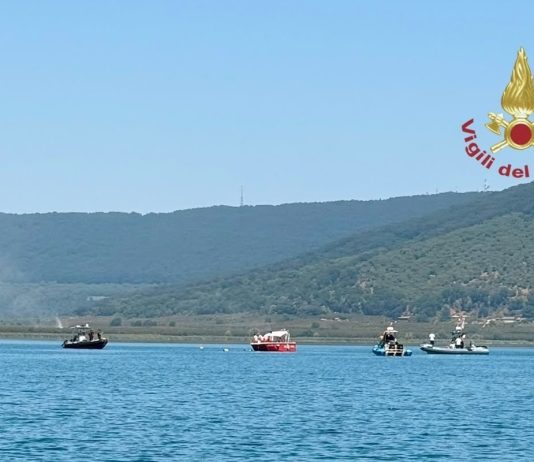 Ritrovato il corpo di Luigi Cavallari, marito della ministra Roccella annegato a giugno nel lago di Vico