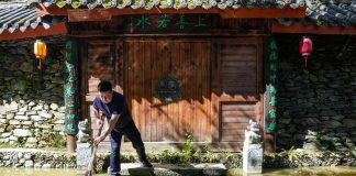 Cina: nel Gansu interventi di ripristino dopo le forti piogge (1)