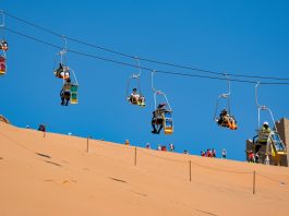 Cina: deserto, fiume Giallo, montagne e oasi attirano turisti a Shapotou (2)