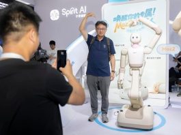 Cina: nuovo “trio” high-tech stimola crescita export mentre innovazione accelera