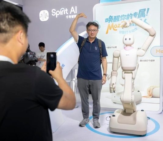 Cina: nuovo “trio” high-tech stimola crescita export mentre innovazione accelera