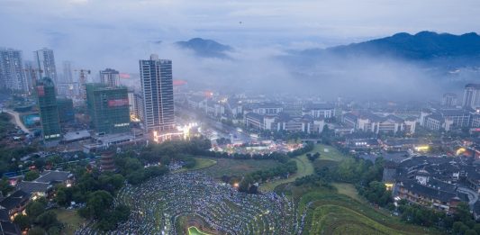 Cina: concerto tra i campi terrazzati del Guizhou (2)