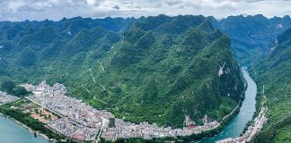Cina: sport acquatici tra i paesaggi del Guangxi Zhuang (1)