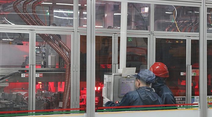 Cina: Hunan sviluppa industria dei materiali per stoccaggio energetico (3)