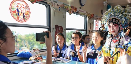 Cina: treno speciale Heilongjiang-Pechino destinato a viaggi di studio (2)