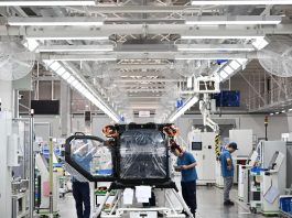 Cina: ARIDGE produce il millesimo sistema di propulsione per auto volanti (3)