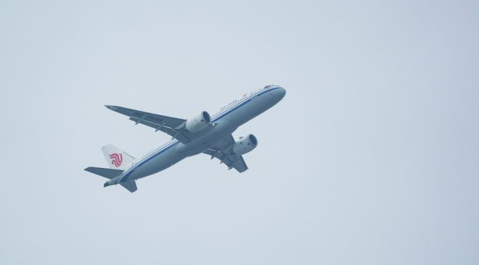 Cina: apre prima rotta commerciale internazionale per C919 costruito nel Paese