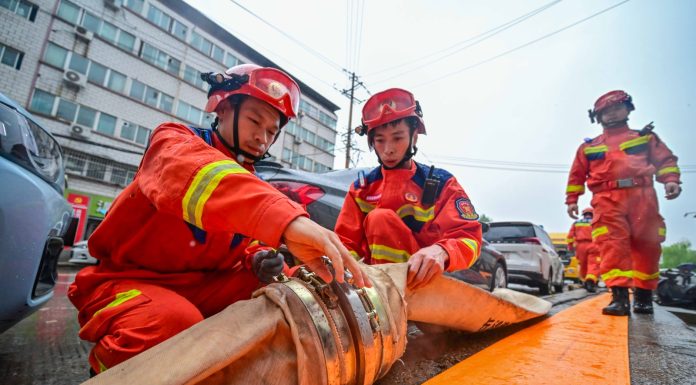 Cina: interventi dopo piogge e alluvioni causate dal tifone Dolphin (2)