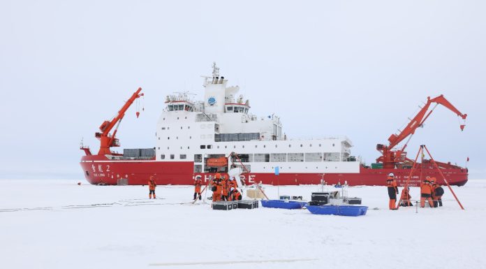 Cina: 16esima spedizione scientifica compie ricerche nel Mar Glaciale Artico (1)