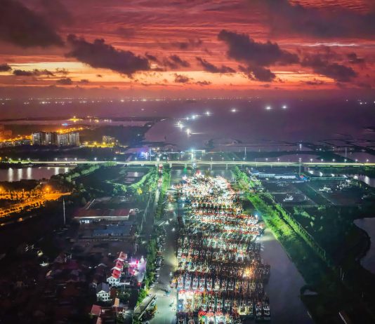 Cina: pescherecci salpano verso il Mar Giallo dopo lo stop alla pesca (2)