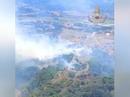 Un incendio causa una esplosione in una fabbrica di munizioni alle porte di Roma, non risultano feriti / Video