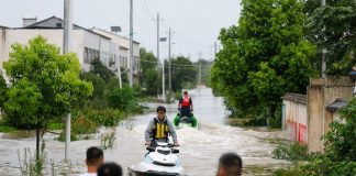 Cina: operazioni di soccorso e intervento dopo piogge torrenziali nell’Hubei (1)