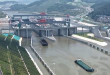 Cina: Guangxi Zhuang, prove di navigazione sul Canale Pinglu (2)