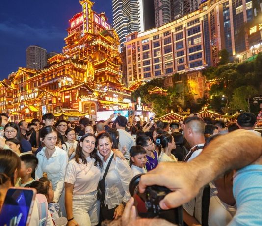Cina: aumenta la popolarità di Chongqing tra i turisti stranieri (1)
