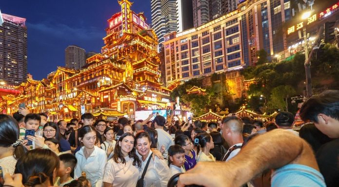 Cina: aumenta la popolarità di Chongqing tra i turisti stranieri (1)