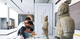 Cina: Hubei, forte aumento delle visite didattiche nei musei (1)