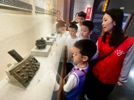 Cina: Hubei, forte aumento delle visite didattiche nei musei (3)